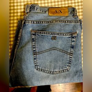 Like New authentic Armani exchange men’s denim. 31x32” made in Greece.